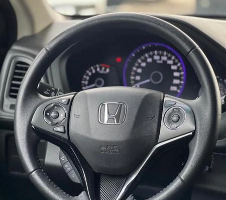 imagem-https://www.socarrao.com.br/sc-vehicle-images-prod/1005428/1783543592244-7992121_9_B_c6092e7aea.jpeg