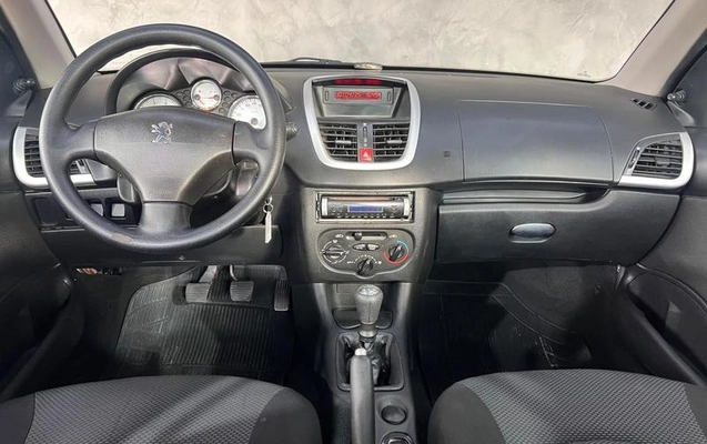 imagem-https://www.socarrao.com.br/sc-vehicle-images-prod/1005525/1791910834525-7976103_13_B_429293d5d6.jpeg