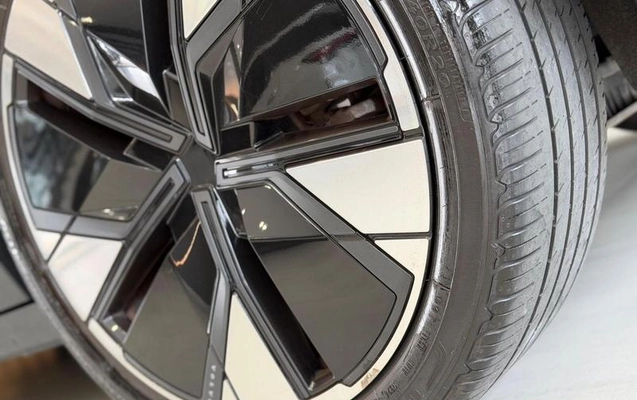 imagem-https://www.socarrao.com.br/sc-vehicle-images-prod/1005547/1789579098843-7990865_17_B_c196f91de3.jpeg
