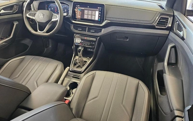 imagem-https://www.socarrao.com.br/sc-vehicle-images-prod/1005606/1787248824261-7992656_6_B_7e5942dfa2.jpeg