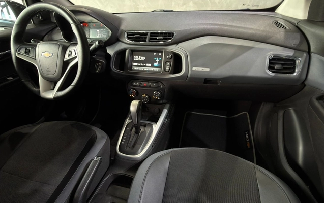 imagem-https://www.socarrao.com.br/sc-vehicle-images-prod/1005659/1777128463275-a4d94e3d-367c-4f02-866c-0543602ef7ba.jpg