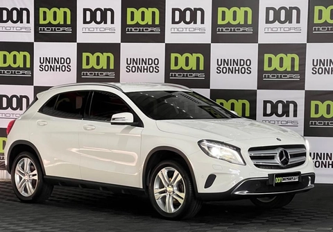 Mercedes-Benz GLA 200 2016 Branco — foto 1 de 3