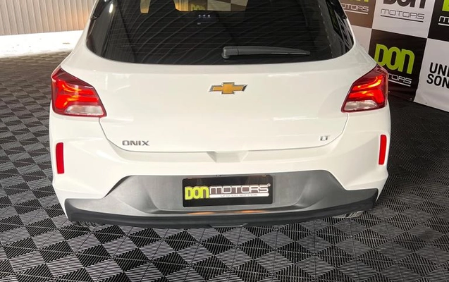 imagem-https://www.socarrao.com.br/sc-vehicle-images-prod/1005803/1776199296404-5226698b3e8d3598d.jpeg