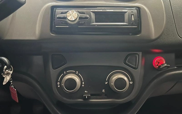 imagem-https://www.socarrao.com.br/sc-vehicle-images-prod/1005977/1781896386537-7993282_12_B_6ff80ae0c1.jpeg