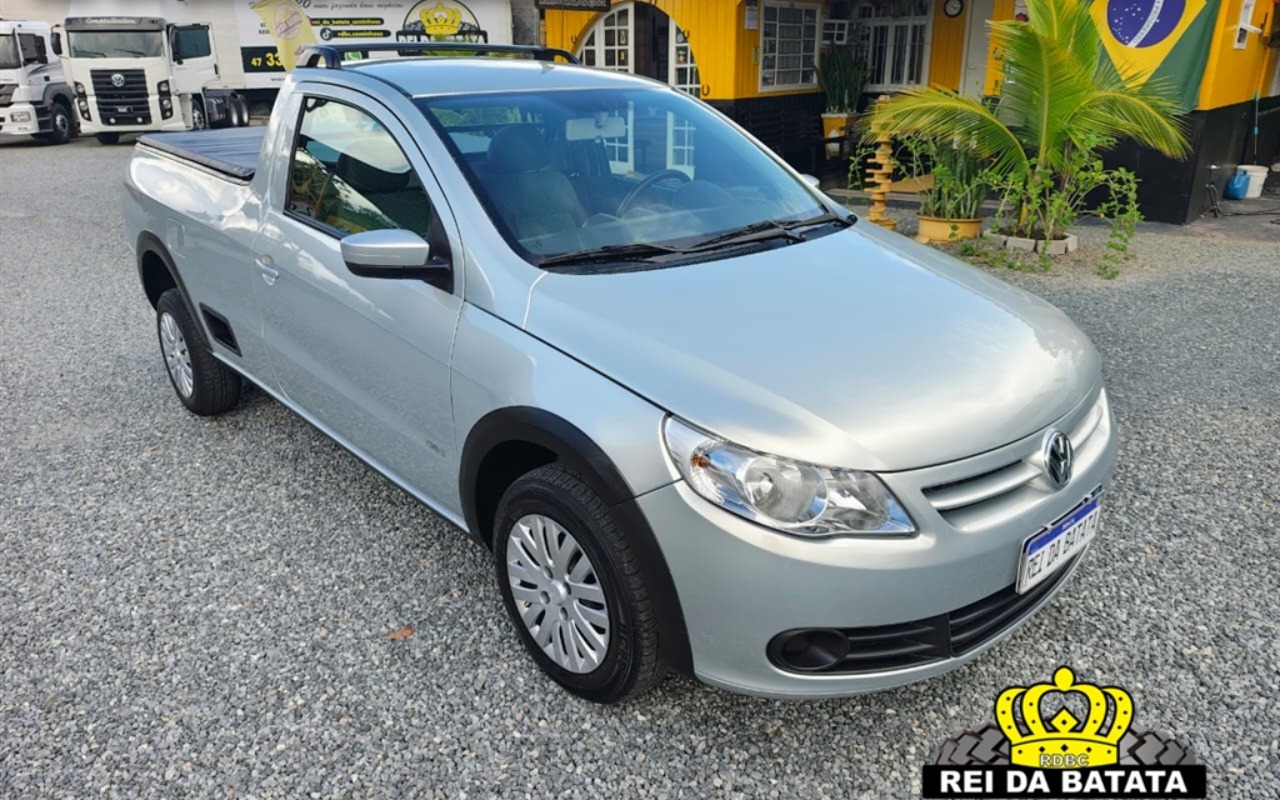 Volkswagen Saveiro 1.6 Mi Total Flex 8V CE na cor Prata em Blumenau / SC - 1006382