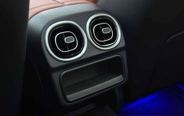 imagem-https://www.socarrao.com.br/sc-vehicle-images-prod/1007114/1776262213450-1_114710.jpg