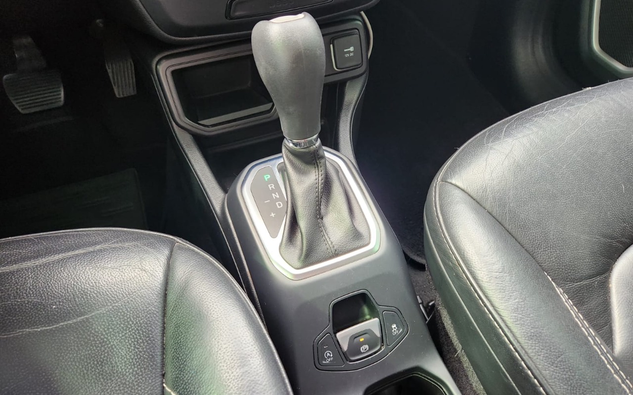 imagem-https://www.socarrao.com.br/sc-vehicle-images-prod/1007252/1776265211764-V2hhdHNBcHAgSW1hZ2UgMjAyNi0wNC0xNSBhdCAxMC4zMS40MSAoNSkuanBlZw.jpeg