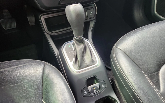 imagem-https://www.socarrao.com.br/sc-vehicle-images-prod/1007252/1776265211764-V2hhdHNBcHAgSW1hZ2UgMjAyNi0wNC0xNSBhdCAxMC4zMS40MSAoNSkuanBlZw.jpeg