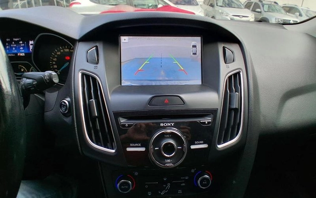 imagem-https://www.socarrao.com.br/sc-vehicle-images-prod/1007477/1789412810928-7979870_13_B_a7b44d59fb.jpeg