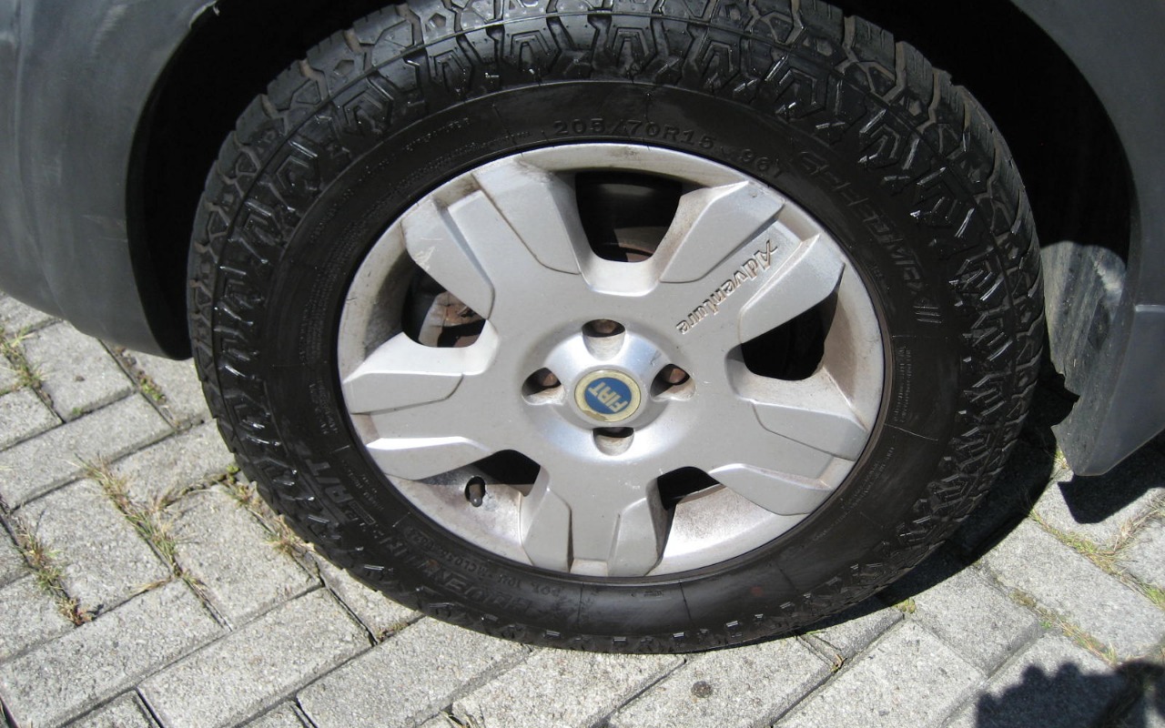 imagem-https://www.socarrao.com.br/sc-vehicle-images-prod/1007486/1776950313934-SU1HXzE4OTEuSlBH.JPG