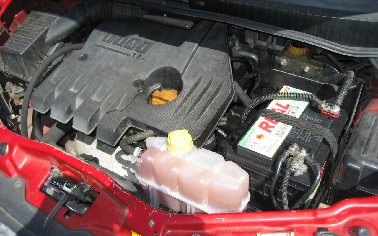 imagem-https://www.socarrao.com.br/sc-vehicle-images-prod/1007486/1776950314119-SU1HXzE4OTMuSlBH.JPG