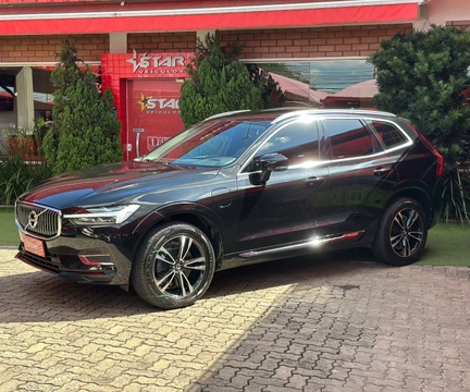 Volvo XC60 2021 Preto — foto 1 de 3