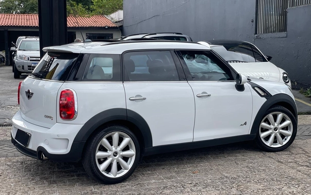 imagem-https://www.socarrao.com.br/sc-vehicle-images-prod/1007661/1776273344039-V2hhdHNBcHAgSW1hZ2UgMjAyNi0wNC0xMCBhdCA2LjExLjU2IFBNICgyKS5qcGVn.jpeg