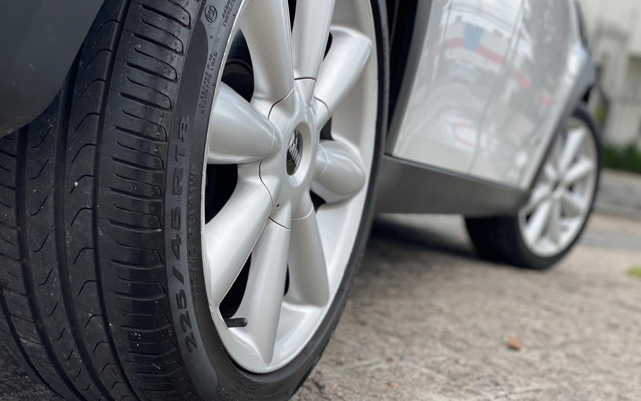 imagem-https://www.socarrao.com.br/sc-vehicle-images-prod/1007661/1776273344091-V2hhdHNBcHAgSW1hZ2UgMjAyNi0wNC0xMCBhdCA2LjExLjU2IFBNICgzKS5qcGVn.jpeg