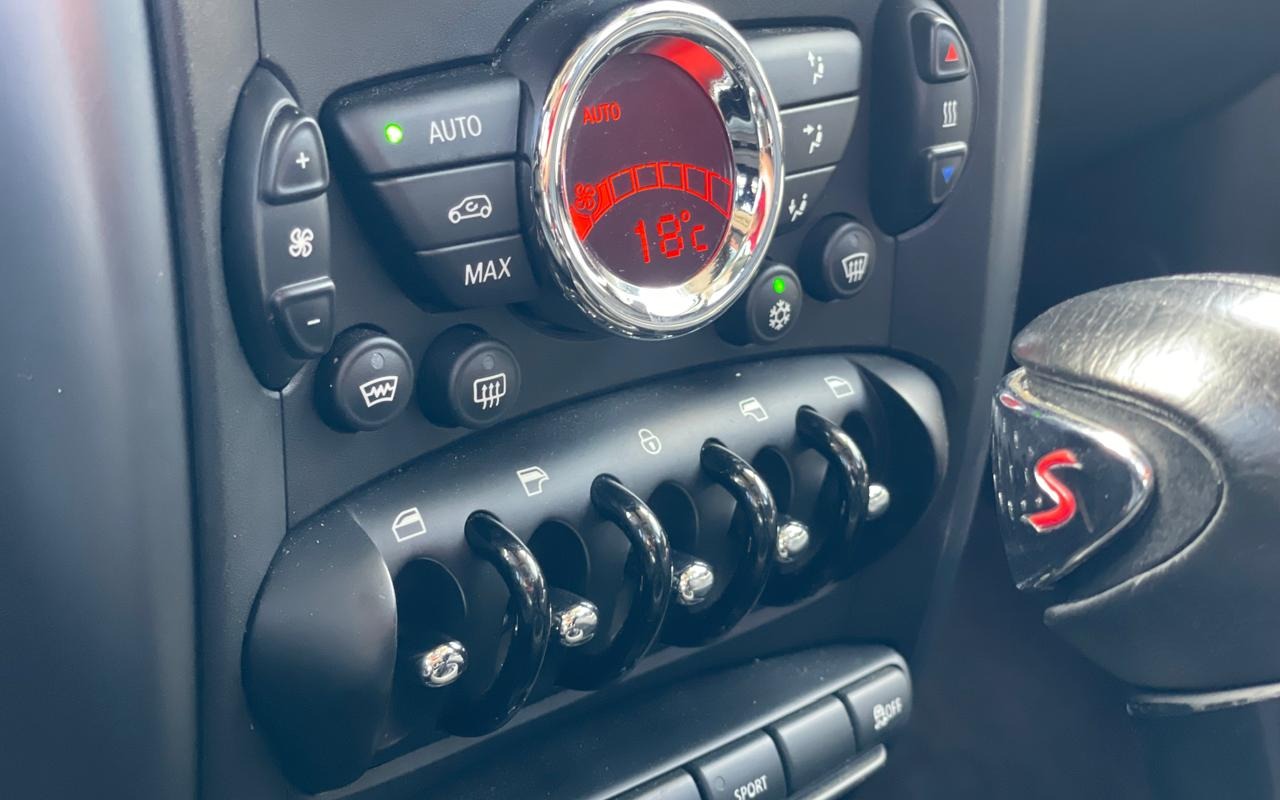 imagem-https://www.socarrao.com.br/sc-vehicle-images-prod/1007661/1776273344939-V2hhdHNBcHAgSW1hZ2UgMjAyNi0wNC0xMCBhdCA2LjExLjU3IFBNLmpwZWc.jpeg