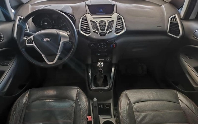 imagem-https://www.socarrao.com.br/sc-vehicle-images-prod/1007706/1786728739294-7977527_7_B_d562a12b76.jpeg