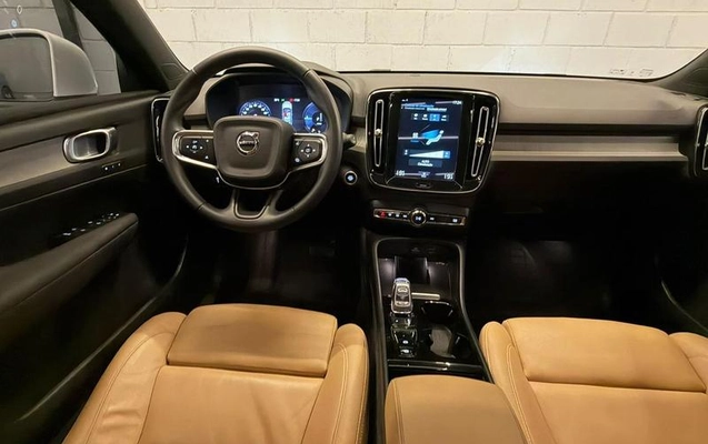 imagem-https://www.socarrao.com.br/sc-vehicle-images-prod/1007722/1782829051078-7995507_17_B_2e8a5dd32a.jpeg