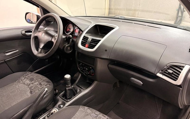 imagem-https://www.socarrao.com.br/sc-vehicle-images-prod/1007760/1785274228562-7976253_9_B_9b78abd172.jpeg