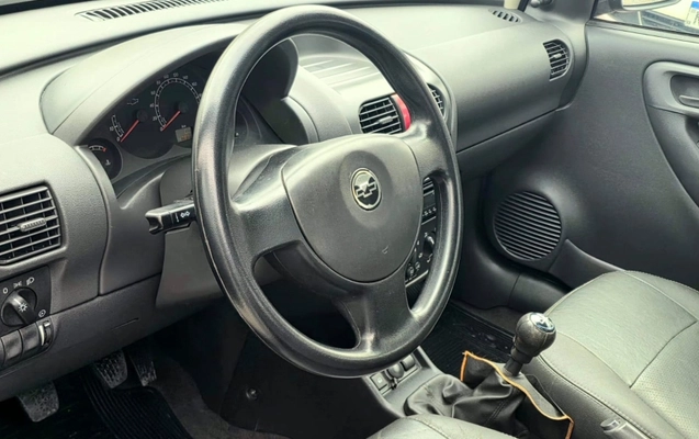 imagem-https://www.socarrao.com.br/sc-vehicle-images-prod/1007807/1789830308011-EKZEt3V71OcvkINls1s9RsHuMaUdD8GR.jpg