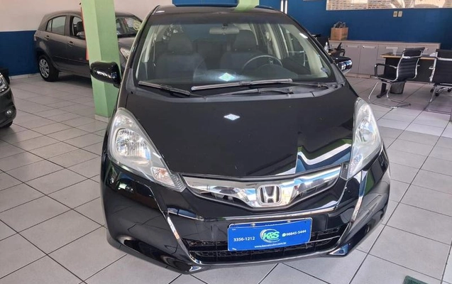 imagem-https://www.socarrao.com.br/sc-vehicle-images-prod/1007872/1778093995980-7995876_11_B_b60faa992f.jpeg