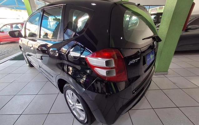 imagem-https://www.socarrao.com.br/sc-vehicle-images-prod/1007872/1778093995983-7995876_5_B_9fc386ce39.jpeg