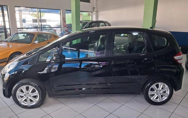 imagem-https://www.socarrao.com.br/sc-vehicle-images-prod/1007872/1778093995987-7995876_1_B_3b911f8ed9.jpeg