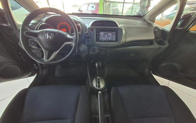 imagem-https://www.socarrao.com.br/sc-vehicle-images-prod/1007872/1778093995991-7995876_1_B_c4aab3d391.jpeg