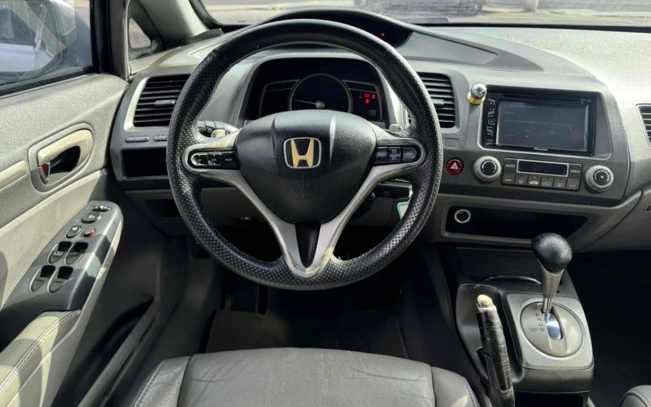 imagem-https://www.socarrao.com.br/sc-vehicle-images-prod/1007935/1776280445508-NDY4NDg1NDU0XzE4NDc1MzUwMTAwMDI2NTE4XzM1NjA2MjI3OTU1MzE4NDgzNV9uLmpwZw.jpg