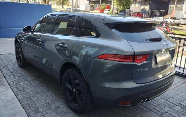 imagem-https://www.socarrao.com.br/sc-vehicle-images-prod/1007977/1776352976888-7947552_5_B_c53d3480fa.jpeg