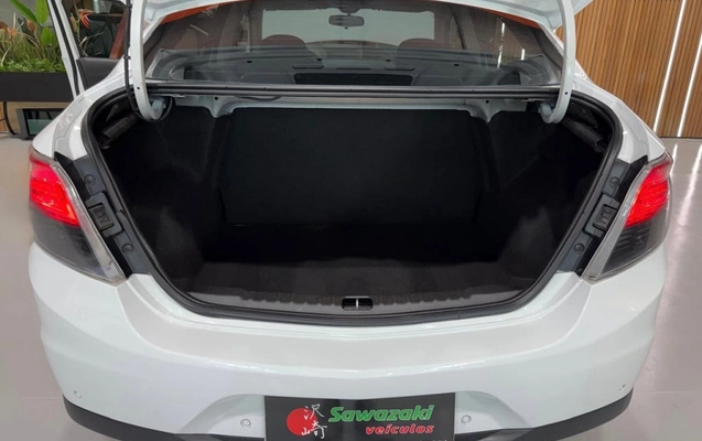 imagem-https://www.socarrao.com.br/sc-vehicle-images-prod/1008014/1789481680028-vehicle_image_1776280328_ac0b1aca8272e29a3c5e8b33514f719c.jpeg