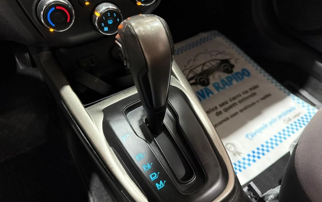 imagem-https://www.socarrao.com.br/sc-vehicle-images-prod/1008014/1789481680046-vehicle_image_1776280354_2cbb09be394edf05f88fcd9893995e82.jpeg