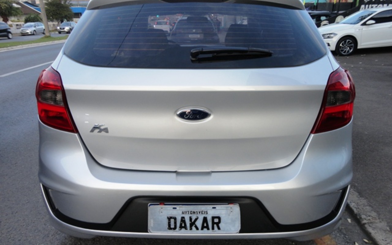 imagem-https://www.socarrao.com.br/sc-vehicle-images-prod/1008155/1781037942575-RFNDMDQ2NDguSlBH.JPG