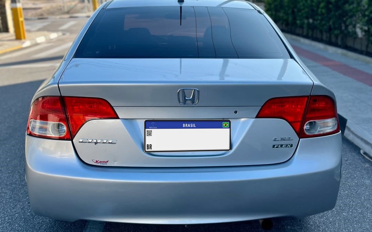 imagem-https://www.socarrao.com.br/sc-vehicle-images-prod/1008163/1776283992517-ODQ2NTk5NDY5OTAzLmpwZw.jpg