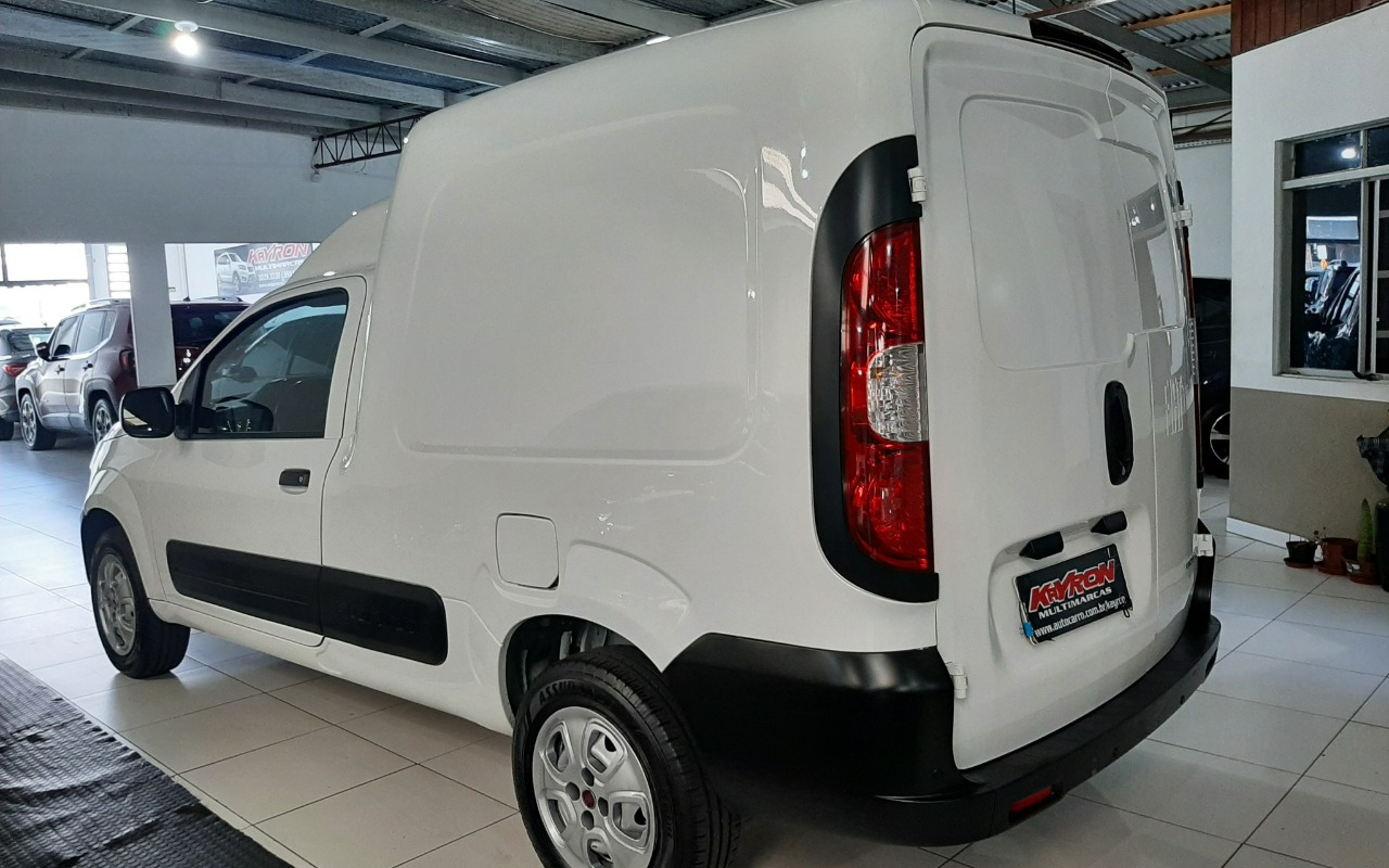 imagem-https://www.socarrao.com.br/sc-vehicle-images-prod/1008331/1776298470668-My5qcGc.jpg