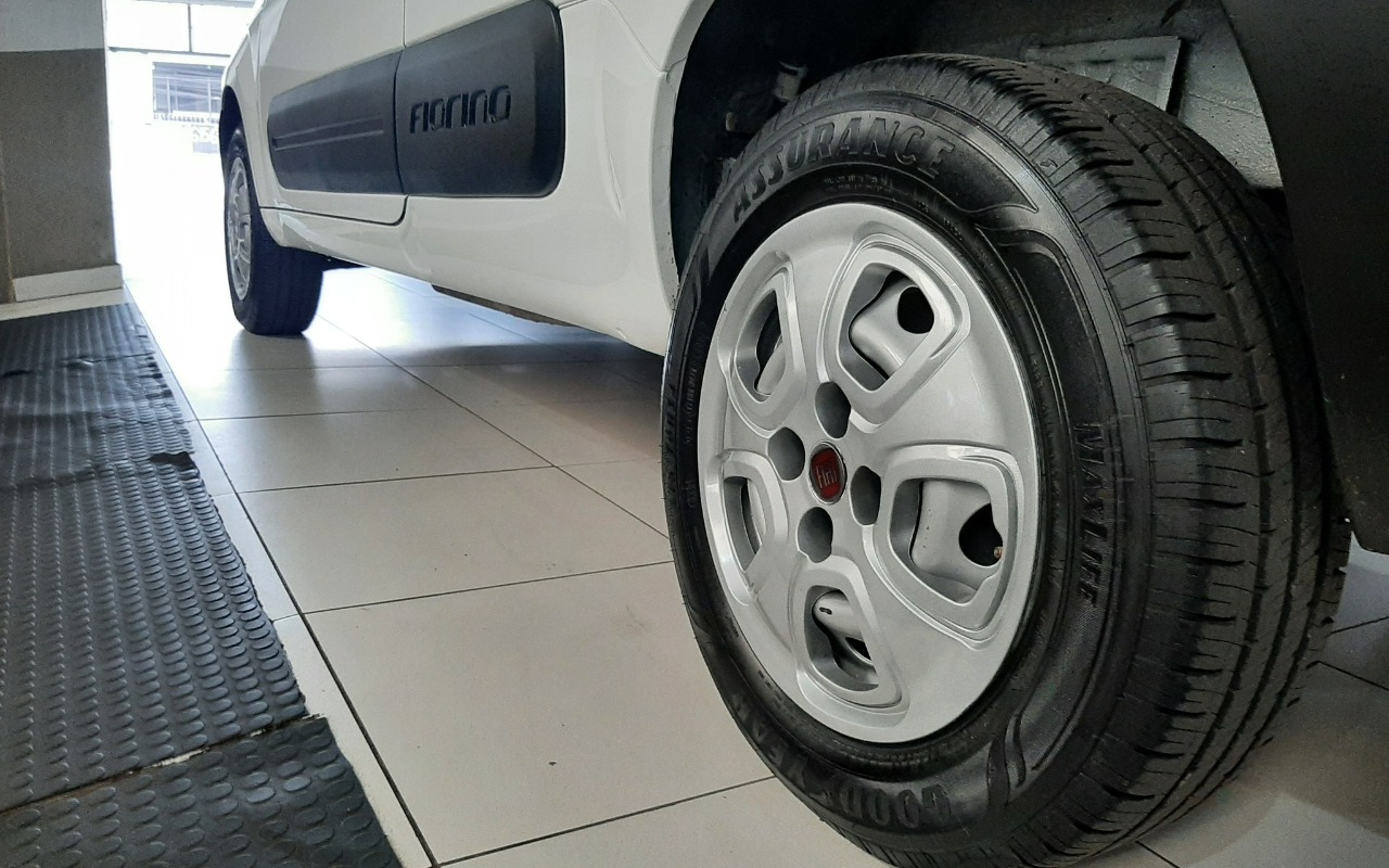 imagem-https://www.socarrao.com.br/sc-vehicle-images-prod/1008331/1776298472078-MTguanBn.jpg