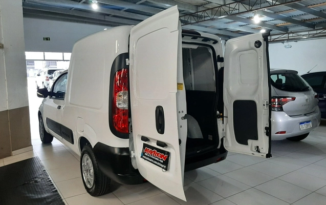 imagem-https://www.socarrao.com.br/sc-vehicle-images-prod/1008331/1776298472391-MjMuanBn.jpg