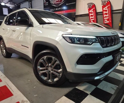 Jeep Compass 2023 Branco — foto 1 de 3