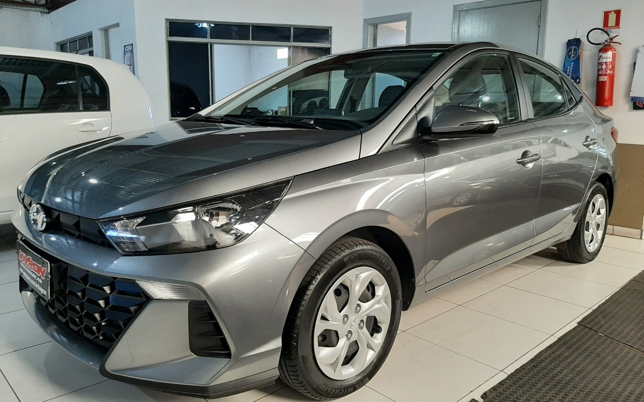 Hyundai HB20S Comfort Plus 1.0 Flex 12V Mec. na cor Cinza no Porto Alegre / RS - 1008344