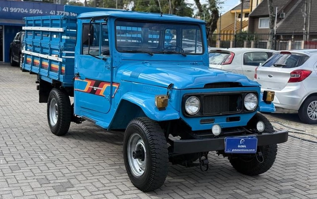 imagem-https://www.socarrao.com.br/sc-vehicle-images-prod/1008351/1789146552257-7992765_2_B_ce701605a6.jpeg