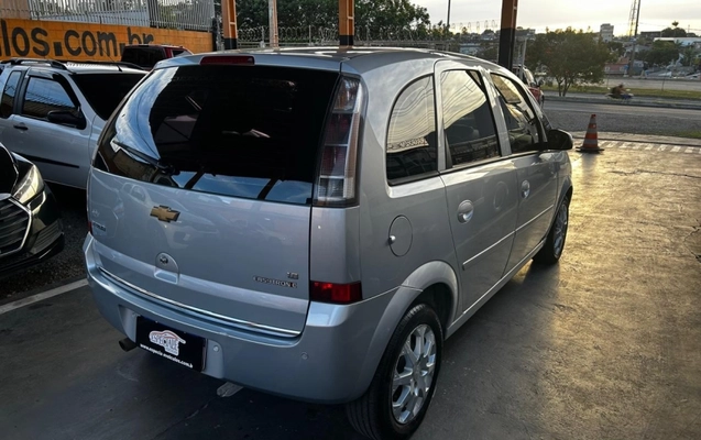 imagem-https://www.socarrao.com.br/sc-vehicle-images-prod/1008387/1784815880447-FaIZwKBSBdaNSAmdvCsYQ7mriKtGwVEx.jpg