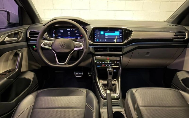 imagem-https://www.socarrao.com.br/sc-vehicle-images-prod/1008396/1782828697752-7901189_11_B_63d6d0cd82.jpeg