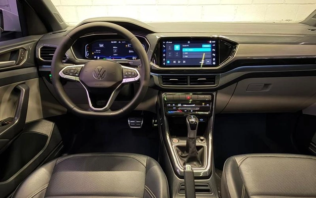 imagem-https://www.socarrao.com.br/sc-vehicle-images-prod/1008396/1782828697753-7901189_11_B_3716e15de7.jpeg