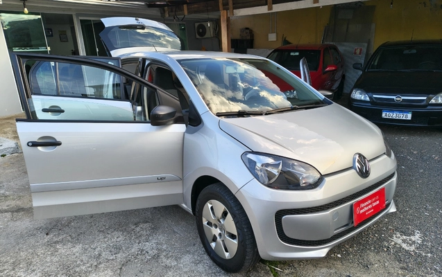 imagem-https://www.socarrao.com.br/sc-vehicle-images-prod/1008597/1787167723168-SU1HXzIwMjYwODE5XzE2MTc0ODAyMF9IRFIuanBn.jpg