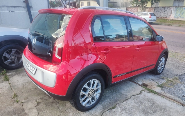 imagem-https://www.socarrao.com.br/sc-vehicle-images-prod/1008598/1776304799409-SU1HXzIwMjYwNDE1XzE2MTM0NzIyNi5qcGc.jpg