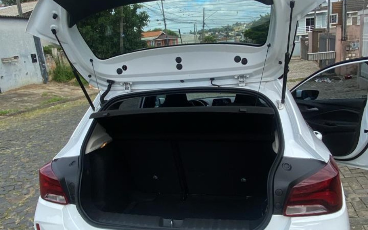 imagem-https://www.socarrao.com.br/sc-vehicle-images-prod/1009369/1776344162674-OSAtIEVkaXRhZG8uanBn.jpg