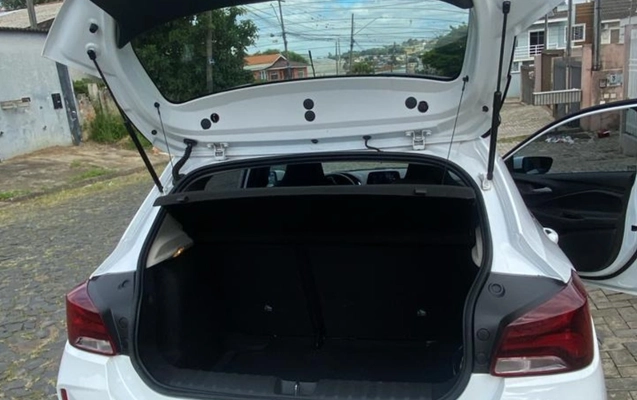 imagem-https://www.socarrao.com.br/sc-vehicle-images-prod/1009369/1776344162674-OSAtIEVkaXRhZG8uanBn.jpg