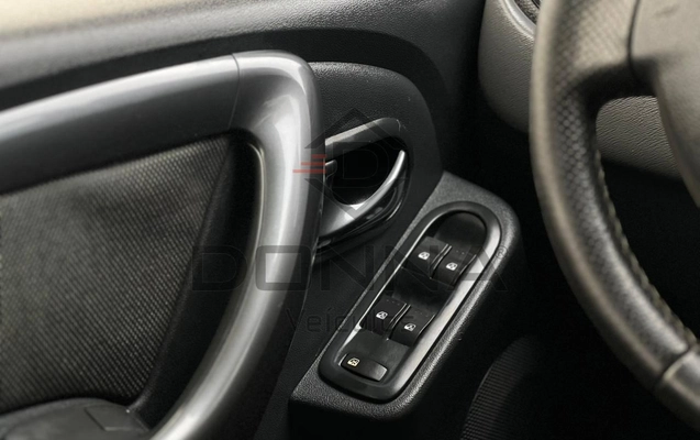 imagem-https://www.socarrao.com.br/sc-vehicle-images-prod/1009520/1776345633660-d124ba31405046019080f5f2ebd2c152_1776345575596.jpg