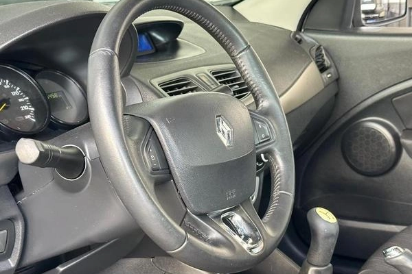 imagem-https://www.socarrao.com.br/sc-vehicle-images-prod/1009546/1788189414291-7997950_14_B_27e4e1858e.jpeg