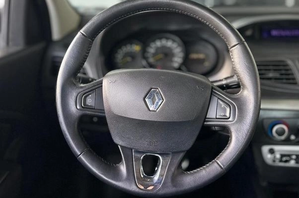 imagem-https://www.socarrao.com.br/sc-vehicle-images-prod/1009546/1788189414297-7997950_17_B_9bb442fe2a.jpeg