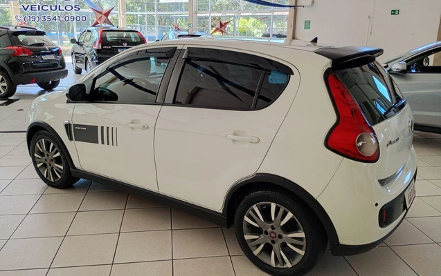 imagem-https://www.socarrao.com.br/sc-vehicle-images-prod/1009732/1784201177743-1223466.jpg